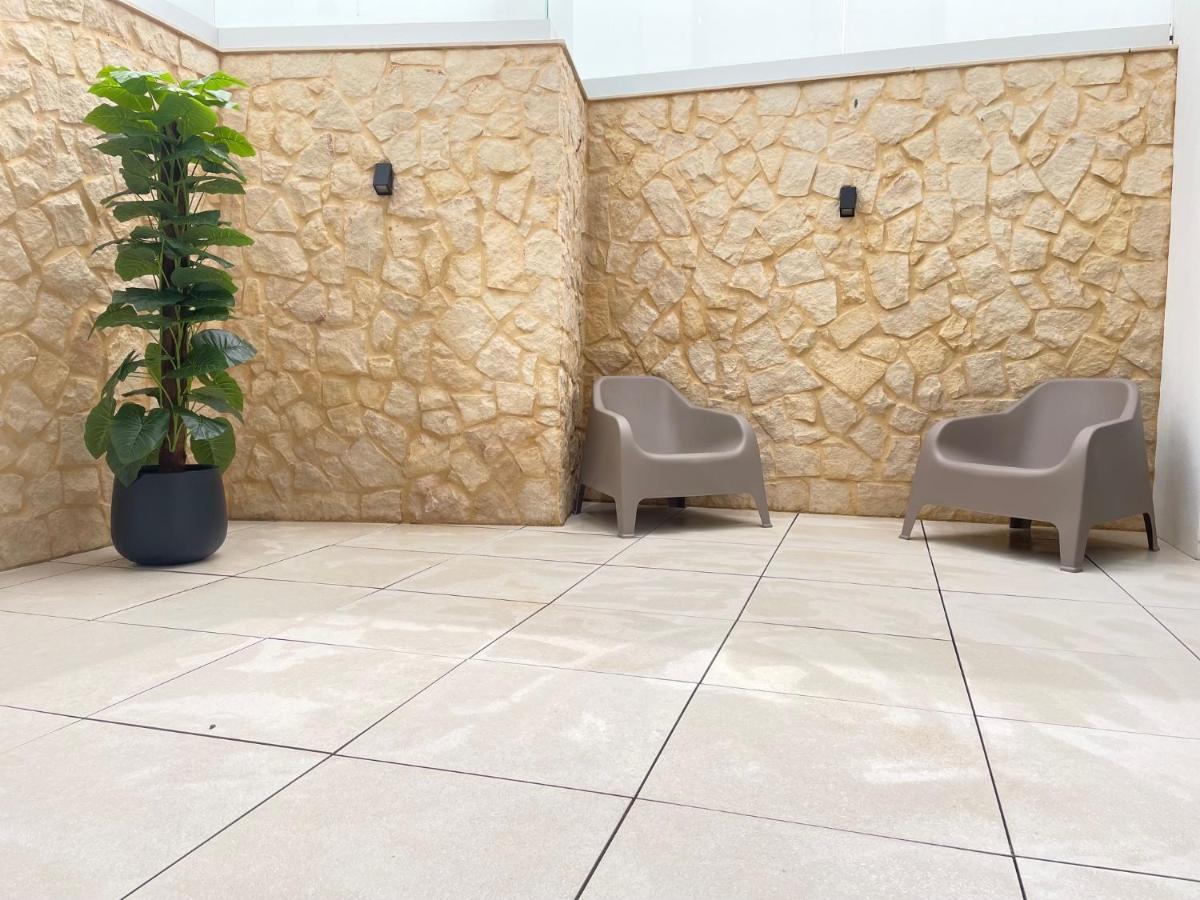 T1 Com Patio Apartment Portimão Exterior photo